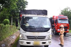 Nhiều xe tải bị phát hiện vi phạm tốc độ trên tuyến Hòa Lạc - Hòa Bình