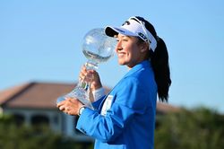 Golfer hạng 2 thế giới từng ghét đọc sách
