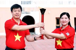 Thiêng liêng lễ chào cờ 'Tôi yêu tổ quốc tôi' tại cột cờ Hà Nội – Mũi Cà Mau