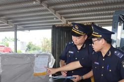 Hải quan siết nợ thuế, nhiều giám đốc bị tạm hoãn xuất cảnh