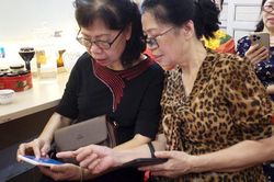 Thiết lập 'vùng an toàn' cho phụ nữ cao tuổi