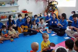 Học sinh Đà Nẵng mang niềm vui Trung thu đến với bệnh nhi