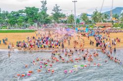 Sôi động Giải bơi biển “Quy Nhơn Nam Swim - 2026”