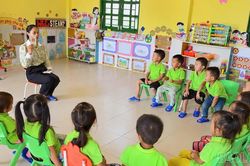 "Gieo chữ" trên đỉnh Tà Chơ