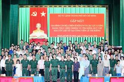 Bộ Tư lệnh TP. Hồ Chí Minh gặp mặt thân nhân cán bộ, chiến sĩ Đội K74