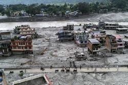 Thủ tướng Nepal: Lũ lụt thảm khốc là 'lời cảnh báo với thế giới' về biến đổi khí hậu