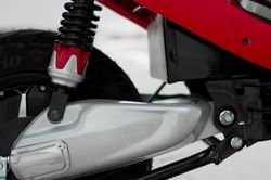 Xuất hiện xe máy điện giá 16,5 triệu đồng đi tới 100 km/lần sạc, có smartkey