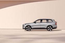 Volvo EX90 và ES90 nhận đặt cọc, xe điện mới sắp ra mắt Việt Nam