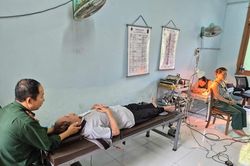 Phòng khám '0 đồng' của người lính quân y