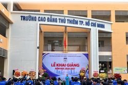 UBND TPHCM tổ chức lại hàng loạt trường cao đẳng