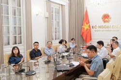 Nâng cao vai trò thanh niên, sinh viên Việt Nam ở nước ngoài trong đóng góp cho đất nước