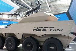 Ả Rập Xê Út trình làng 'quái thú sa mạc' HEET 8x8 và HEET 4x4 góc quan sát 180 độ