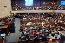 Bầu cử Israel: Hai khối giằng co, cục diện vẫn chưa rõ ràng