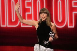 VMAs 2026 bất ngờ kết thúc, 17 giải thưởng chưa được công bố
