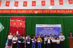Công ty Thủy điện Sông Bung đồng hành cùng học sinh vùng cao