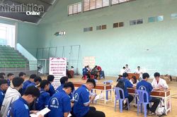 Sàng lọc bệnh Thalassemia, thiếu máu, thiếu sắt cho gần 700 học sinh, sinh viên