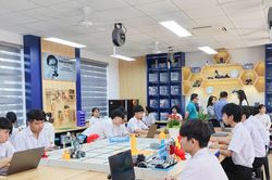 Lâm Đồng triển khai nhiệm vụ trọng tâm chuyển đổi số ngành giáo dục