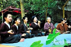 Giữ những "di sản sống" để mạch nguồn văn hóa được trao truyền