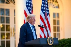 Ông Trump tuyên bố Mỹ sắp giành chiến thắng trước Iran