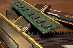 Giá RAM tăng gấp 6 lần, Micron, Asus và loạt hãng công nghệ đối mặt đợt tăng giá thiết bị