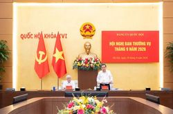 Ban Thường vụ Đảng ủy Quốc hội cho &yacute; kiến về c&ocirc;ng t&aacute;c c&aacute;n bộ