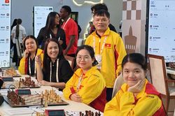 Cờ vua nữ Việt Nam lần thứ hai vào nhóm 10 đội dẫn đầu Olympiad