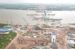 Tăng tốc thi công xây dựng tuyến đường kết nối sân bay Gia Bình với Thủ đô Hà Nội