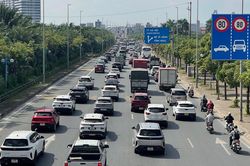 Cầu Nhật Tân ùn ứ hướng vào nội đô sáng đầu tuần