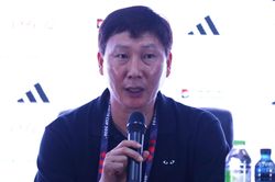 HLV Kim: 'Trách nhiệm cuối cùng là của tôi'