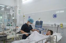 Hội chẩn khẩn, cứu sống thiếu niên 17 tuổi rách động mạch chủ