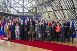 EU tính toán mở đường riêng cho Ukraine cùng ba nước khác gia nhập
