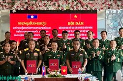 Nâng cao hiệu quả công tác phối hợp quản lý, bảo vệ biên giới Việt Nam - Lào