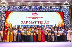 MTTQ Việt Nam tỉnh Nghệ An gặp mặt, tri ân 180 nhóm thiện nguyện