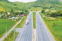 Phát triển cao tốc giai đoạn 2026-2030: Bài toán lớn về nguồn vốn