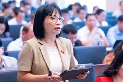 Đề nghị cân nhắc biện pháp cắt điện, nước, internet với người không chấp hành xử phạt