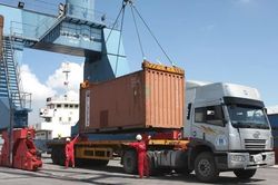 Standard Chartered dự báo tăng trưởng GDP quý 3 của Việt Nam đạt 8,7%