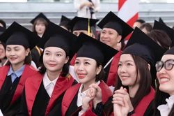 Lý giải 'đề xuất đào tạo thạc sĩ tập trung toàn thời gian'