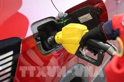 Trung Quốc giảm mạnh nhập khẩu LNG tháng thứ hai liên tiếp
