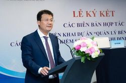 Ký hợp tác triển khai Dự án 'Quản lý bền vững các chất được kiểm soát theo Nghị định thư Montreal'