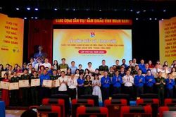 Trao giải Cuộc thi Chính luận bảo vệ nền tảng tư tưởng của Đảng trong thanh, thiếu niên