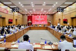 Đảng viên tham gia đầu tư, kinh doanh: 'Mở để phát triển, quản để không lạm dụng'