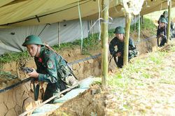 Rèn kỹ năng, luyện bản lĩnh trên thao trường