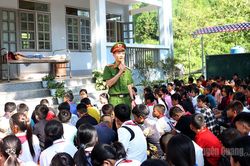 An toàn đến lớp