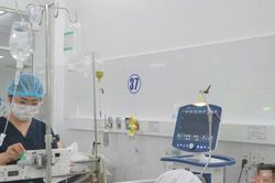 Hội chẩn khẩn, cứu sống thiếu niên 17 tuổi rách động mạch chủ sau tai nạn giao thông