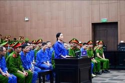 Cựu điều dưỡng nhận tiền giúp bị cáo trốn viện tâm thần