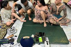 Kiểm tra nhà dân lúc 0h40, công an phát hiện thứ bất thường trong phòng bếp, Phạm Thị Linh SN 1992 bị bắt khẩn cấp