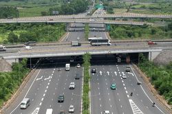 Huy động nguồn lực phát triển mạng lưới cao tốc