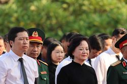 Phó Thủ tướng Phạm Thị Thanh Trà dự lễ truy điệu, an táng 71 hài cốt liệt sĩ tại Lào Cai