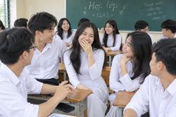 Người bạn thành đạt luôn hào phóng trả tiền những cuộc vui bỗng 'keo kiệt', lý do ai cũng vỡ lẽ