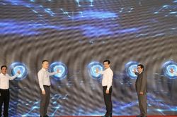 Lan tỏa những hình ảnh chân thực từ hành trình tiêm chủng